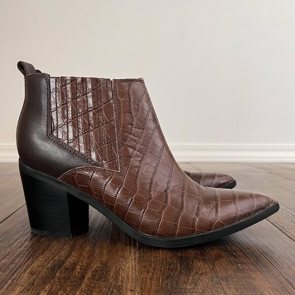 Marc Fisher Croc Embossed Faux Leather Ankle Bootie Pointed Toe Size 8.5 Brown - Picture 16 of 16